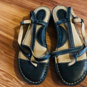 Boc sandals